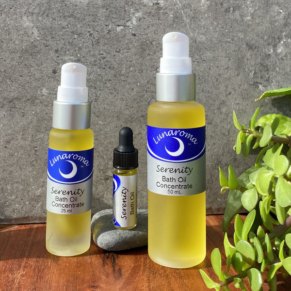 Sandalwood Perfume Oil – Lunaroma Aromatic Apothecary